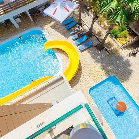 Pool View - Diamond Hill & * Vlore