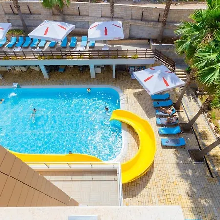 Pool View - Diamond Hill & By Pikhost Appartement *