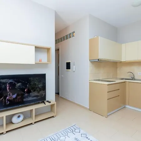 Pool View - Diamond Hill & By Pikhost Appartamento *