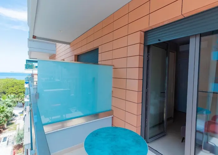 Pool View - Diamond Hill & By Pikhost