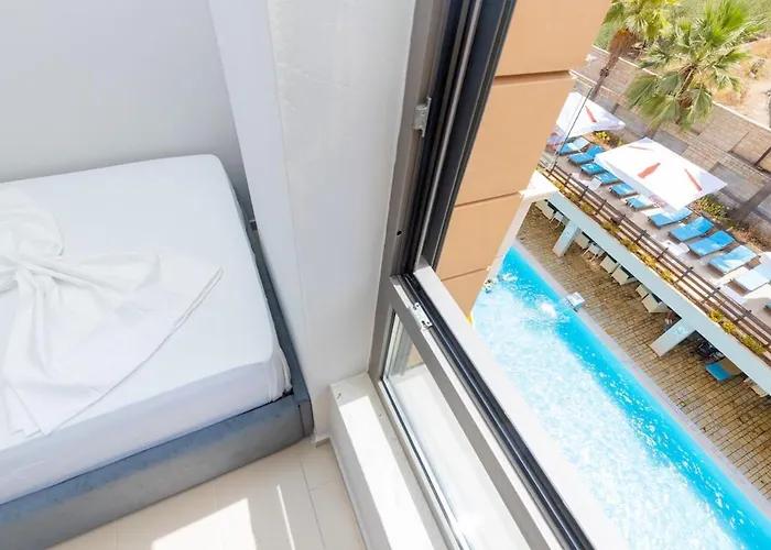 Appartement Pool View - Diamond Hill & By Pikhost Vlorë